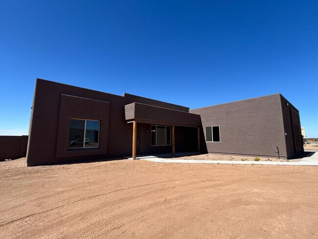 Building Photo - 23175 W Skinner Rd