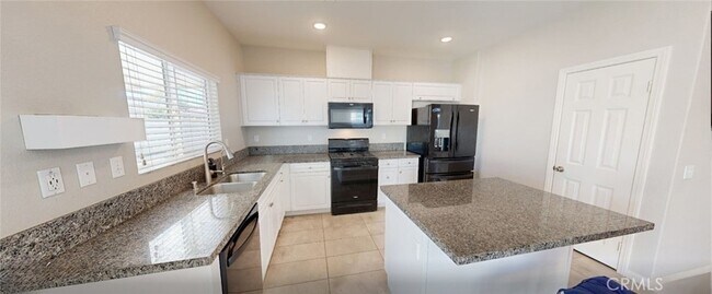 Building Photo - 26423 Rediron Ct