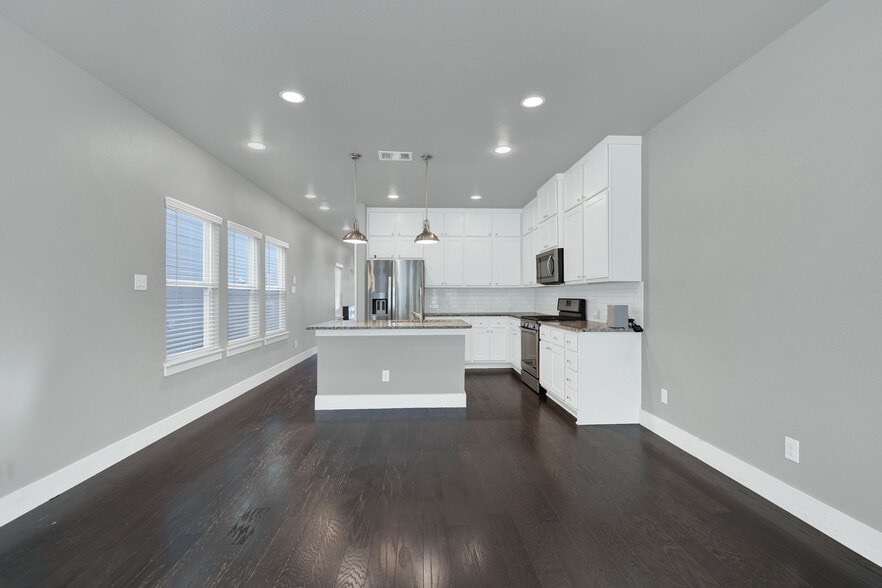 Kitchen from living room - 412 Natalen Ave