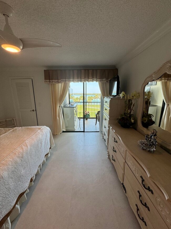 Building Photo - 200 Intracoastal Pl