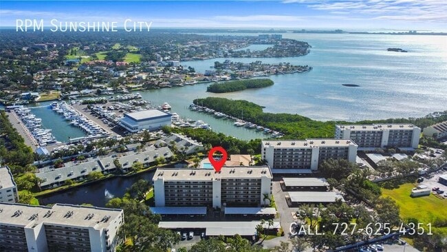 Building Photo - 1324 Pasadena Ave S