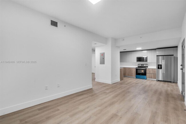 Building Photo - 3728 NW 19th Ave