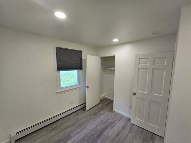 Building Photo - 67 Nott Hwy