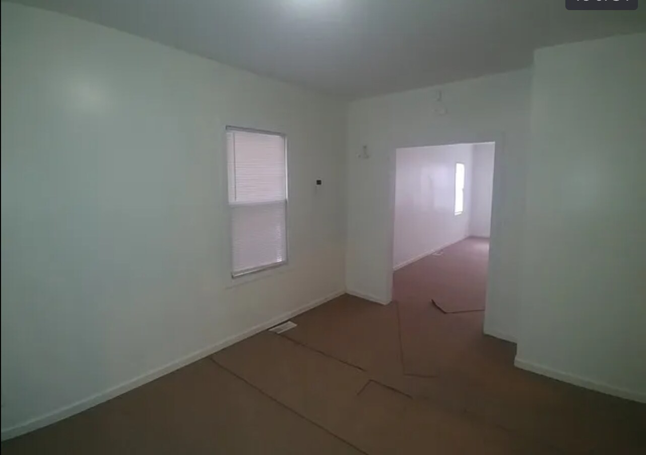 Building Photo - 7944 S Dobson Ave