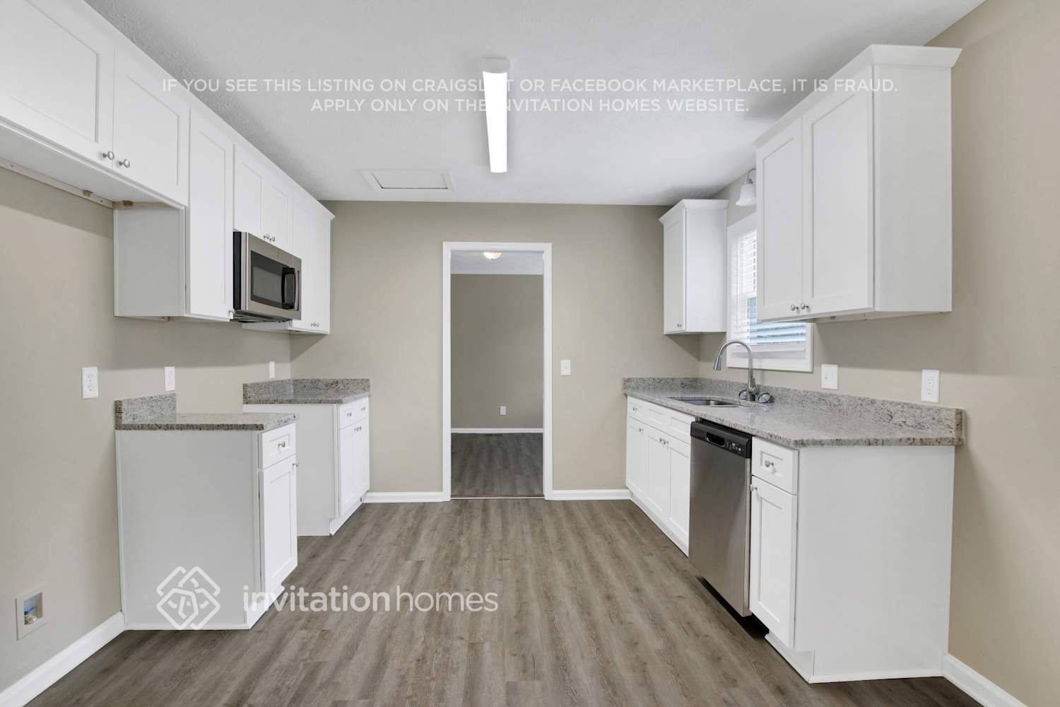 Building Photo - 3918 Ardsley Dr NE