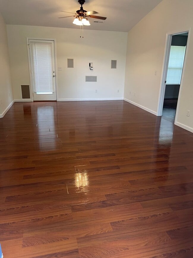 Building Photo - 6306 Gary Moore Ln