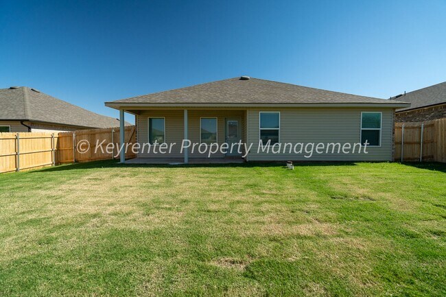 Building Photo - Gorgeous 4 Bed 2 Bath Home in Deer Creek School District!