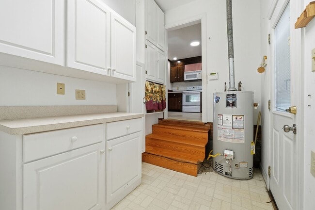 Building Photo - 3 bedroom ranch home in Portsmouth