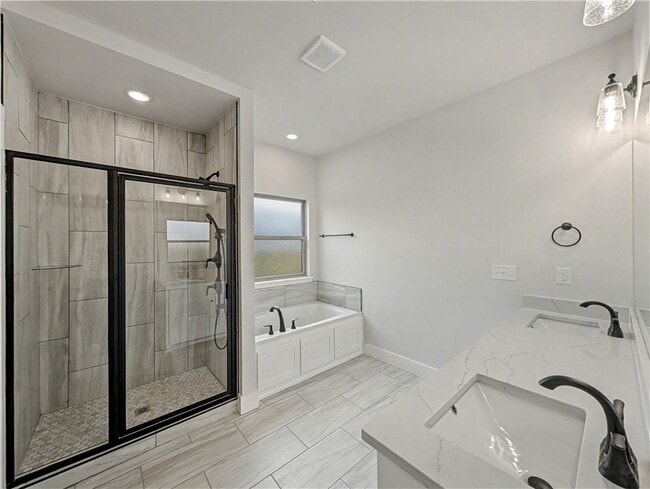 Building Photo - 6807 SW Basswood Ave