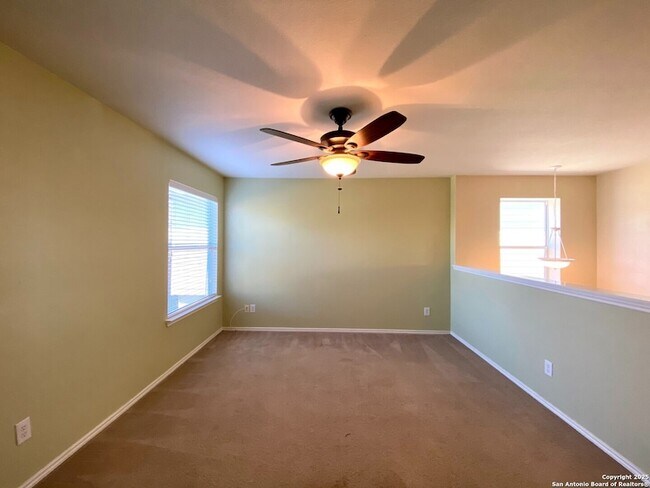 Building Photo - 215 Coopers Hawk