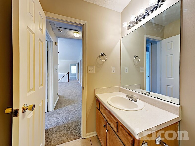 Building Photo - 2218 Alyssa Ct