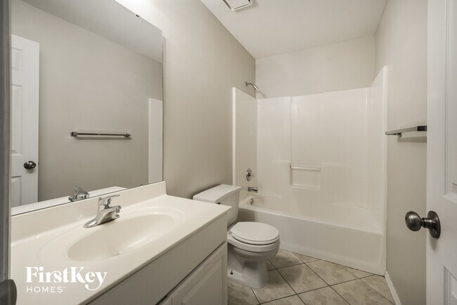 Building Photo - 16882 Paradise Peak Cir