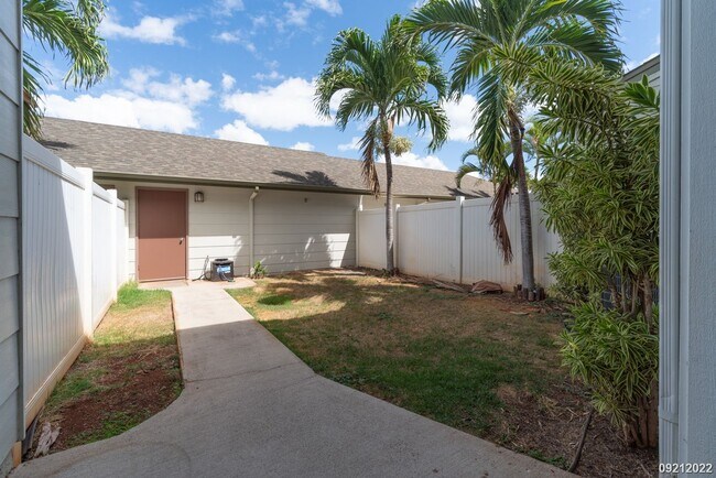 Building Photo - CENTRAL AC 3BR 2.5BA w/2-Car Garage & Backyard @ Spinnaker, Ewa Beach!