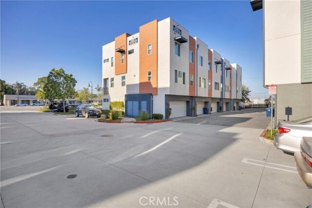 Building Photo - 9958 Artesia Blvd