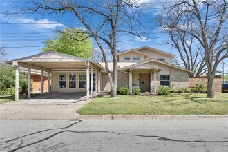 Building Photo - 1200 Choquette Dr