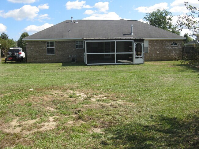 Backyard - 2380 Polo Pl W