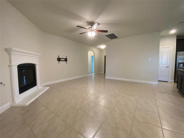 Building Photo - 1205 Parker Dr