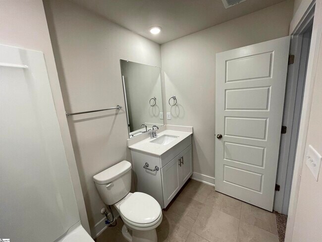 Building Photo - 34 Beachley Pl