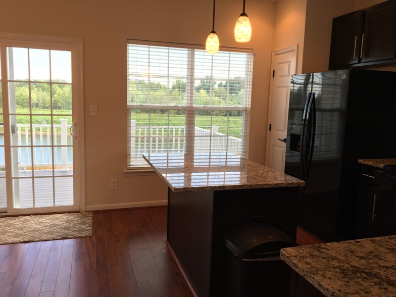 Building Photo - 10206 Osage Dr