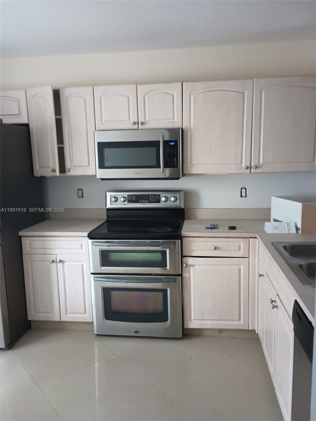 Building Photo - 20861 NW 4 St