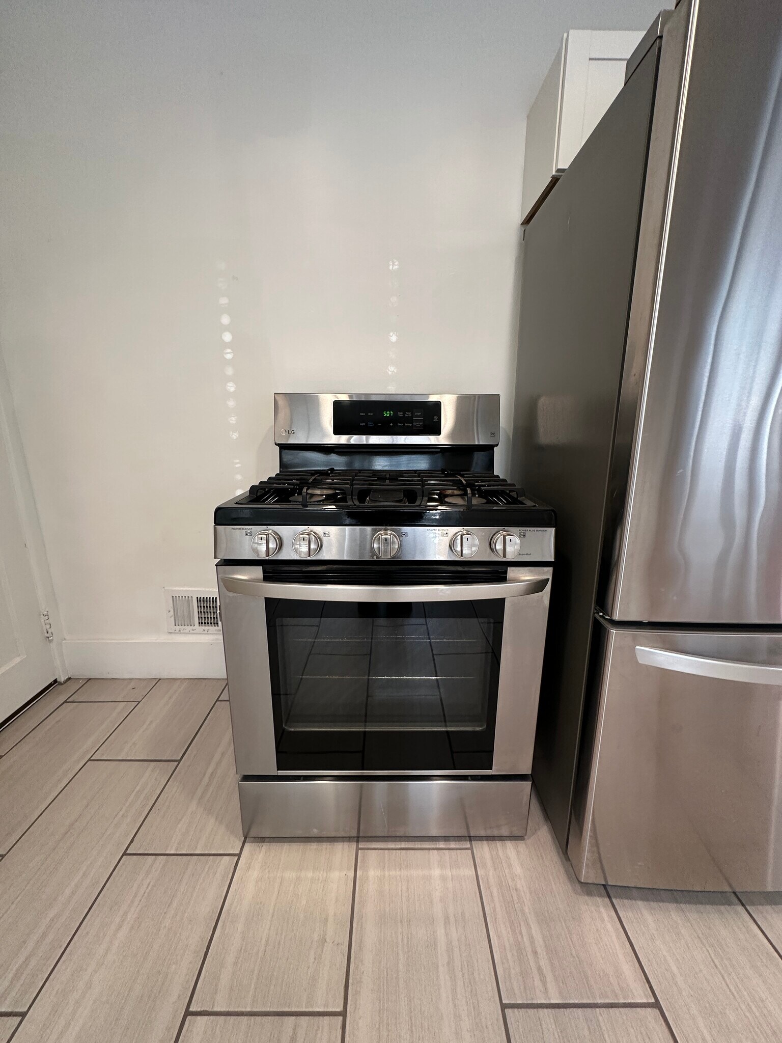 Building Photo - 3342 Bookman Ave