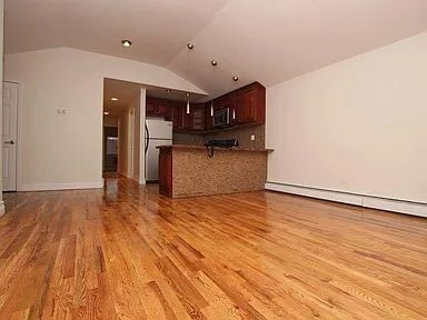 Building Photo - 319 Winthrop St