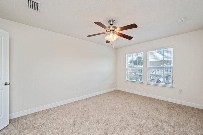 Building Photo - 175 Iron Horse Dr E