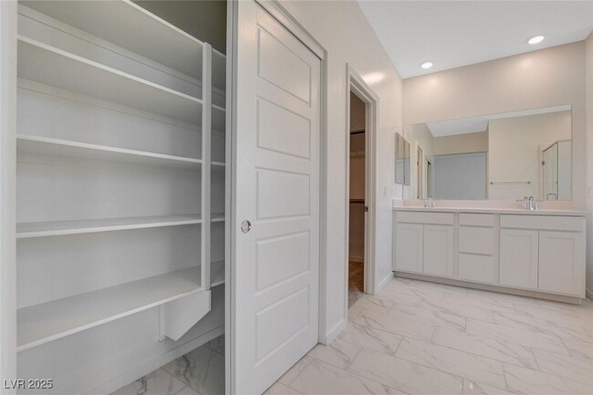 Building Photo - 3699 Bright Aquarius Ln