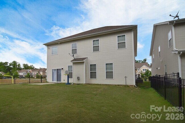 Building Photo - 1445 Overlea Pl NW