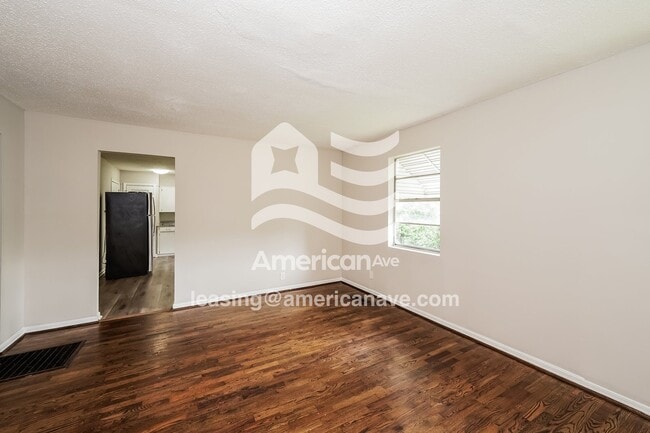 Building Photo - 2917 20th St N