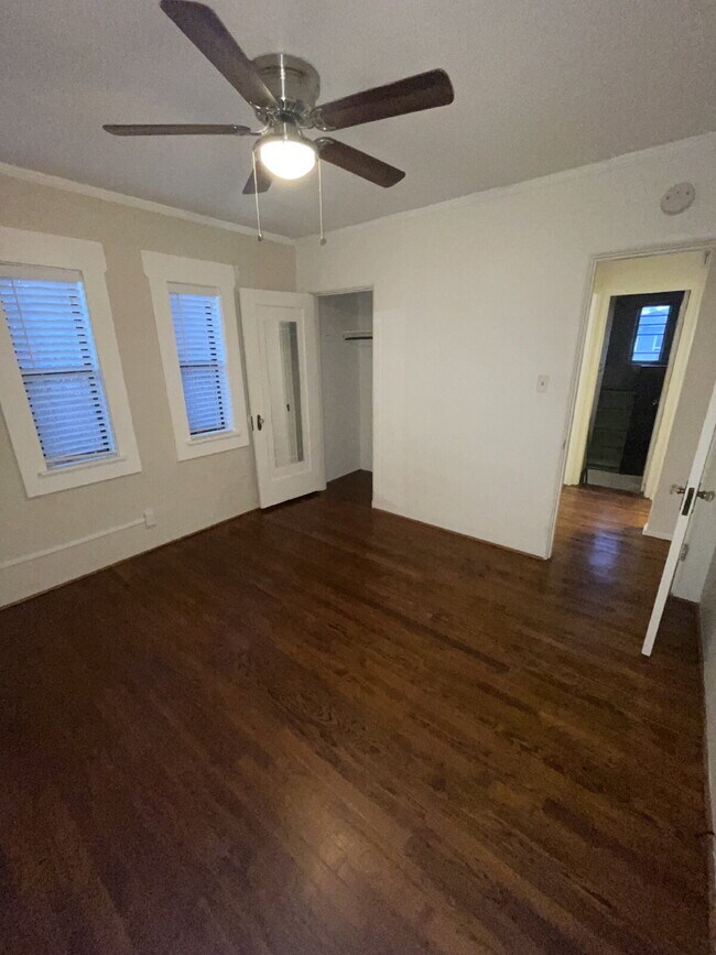 Building Photo - Cute 2 BR 1 BA Home in Midtown!