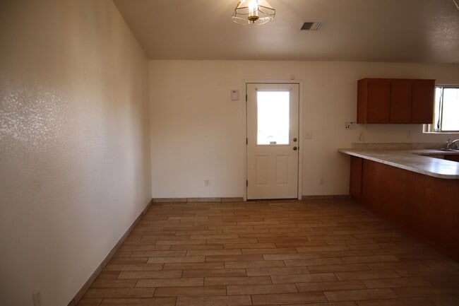 Building Photo - Hear The Songbirds Sing!