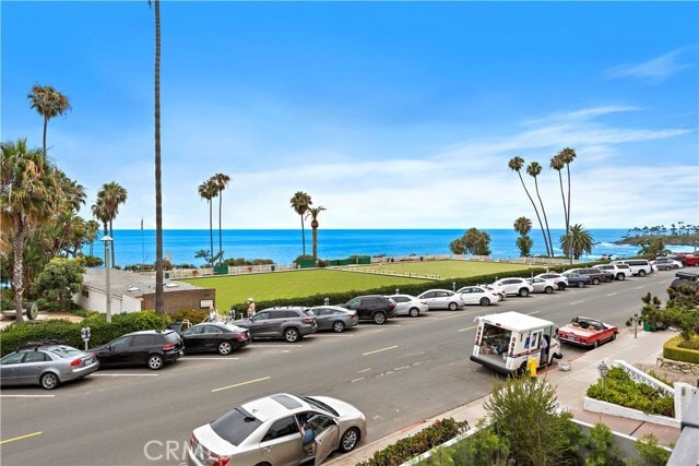 Building Photo - 450 Cliff Dr