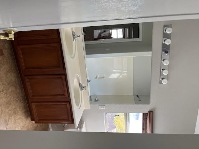 Building Photo - 2534 W Tumbleweed Dr