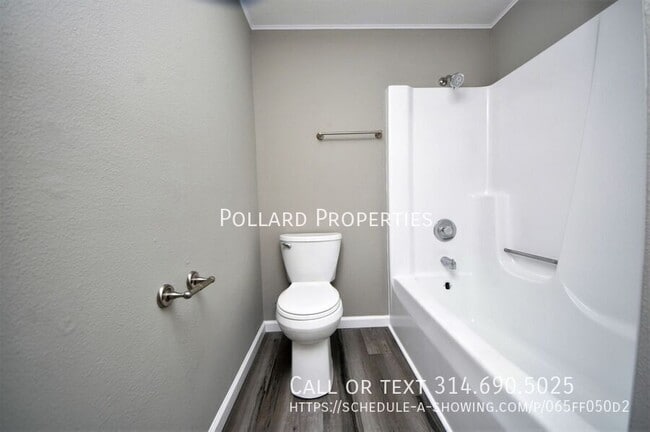 Building Photo - 301-307 Granada Dr