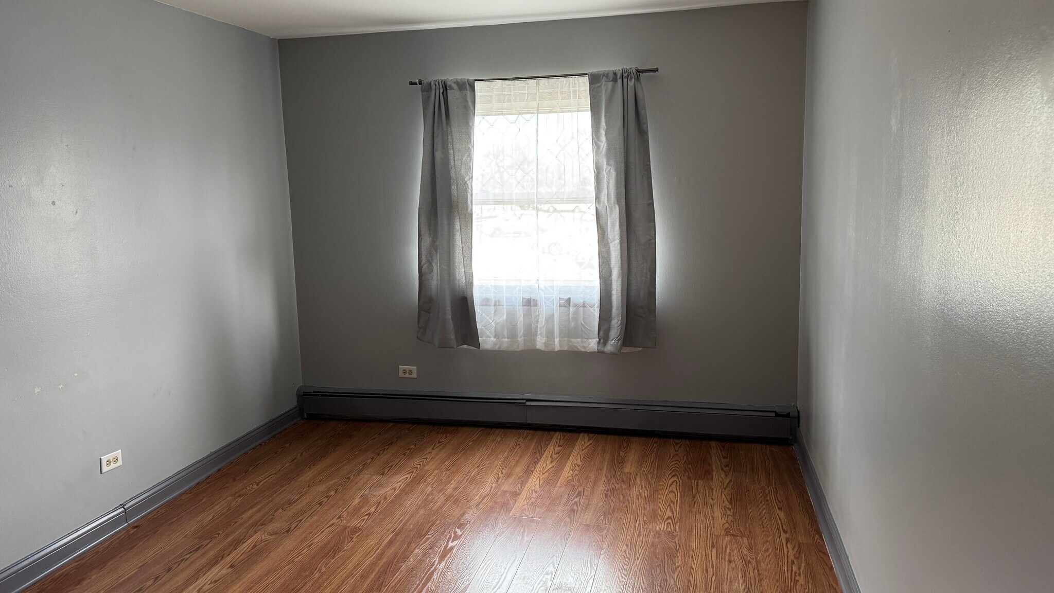 Building Photo - 9970 S 84th Ter