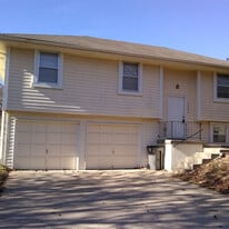 Building Photo - 7006 N Chas Dr