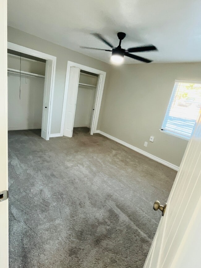 Building Photo - 6407 Los Altos Dr