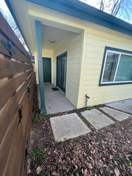 Entryway to guest house and laundry room - 4388 Varsity Ln