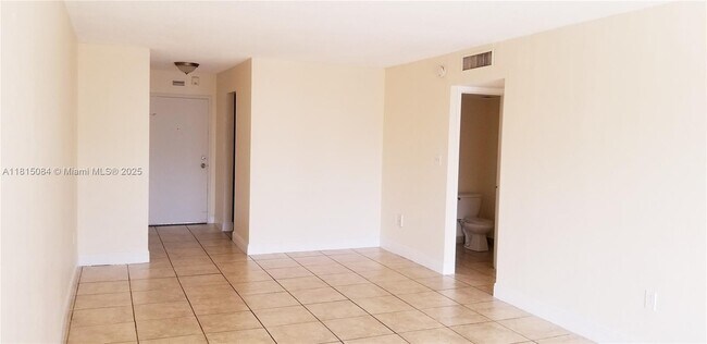 Building Photo - 1800 Sans Souci Blvd