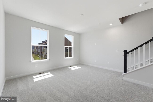 Building Photo - 16130 Hyde Pk Pl