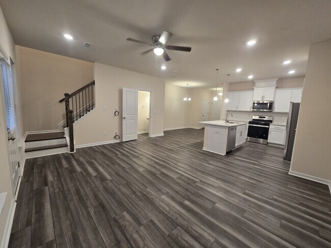Building Photo - 4028 Beckton Trl