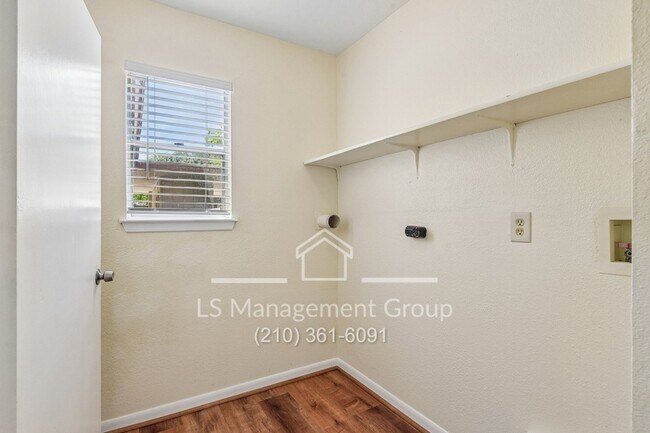 Building Photo - 6603 Cherryleaf St