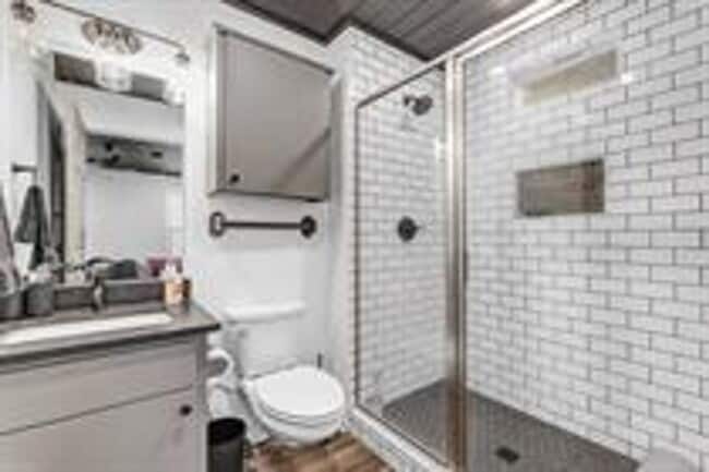 Building Photo - 15820 TX-21