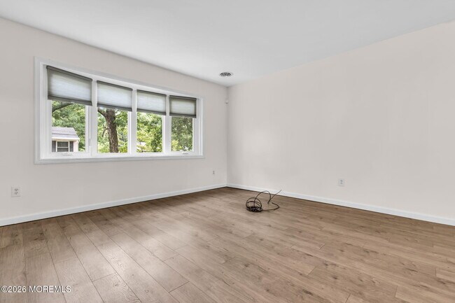 Building Photo - 535 Cactus St