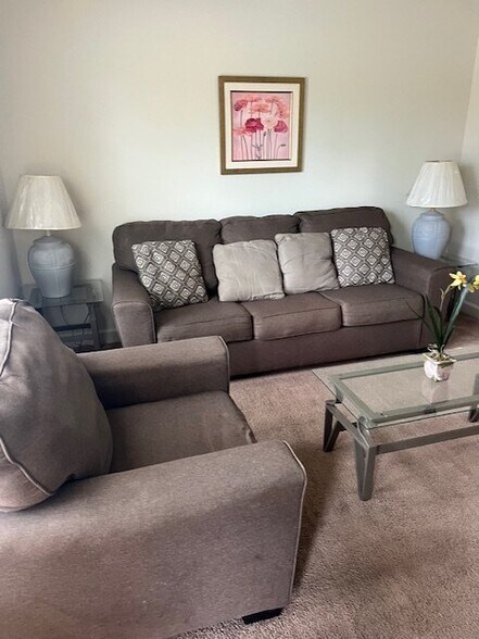 Building Photo - 279 Crabapple Cir