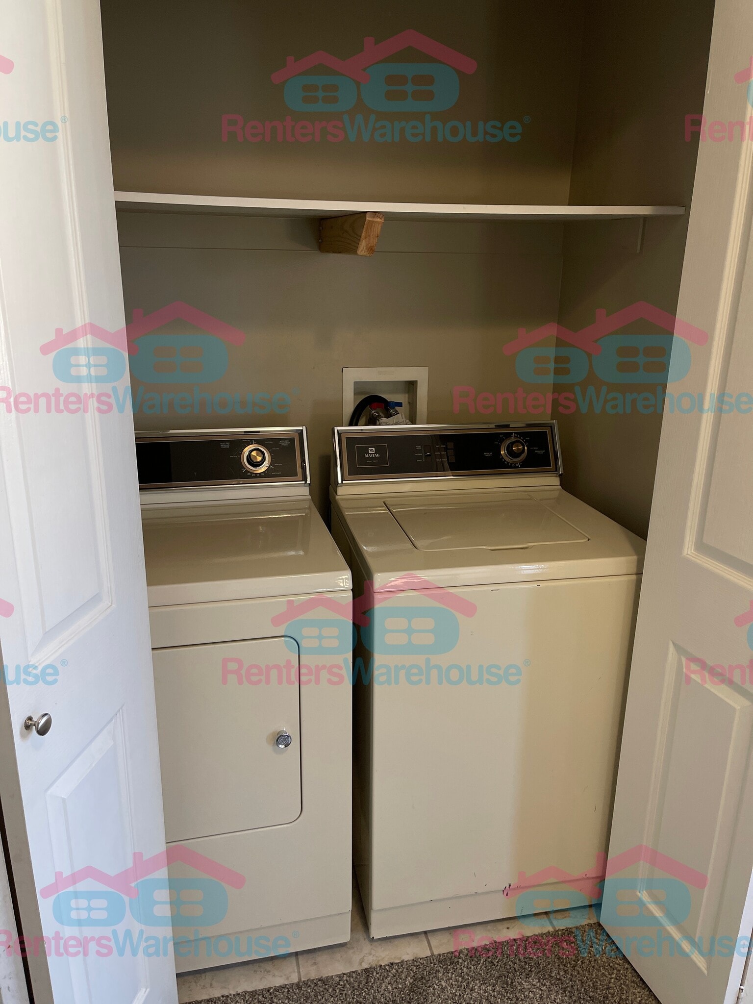 Building Photo - 5043 W White Diamond Way