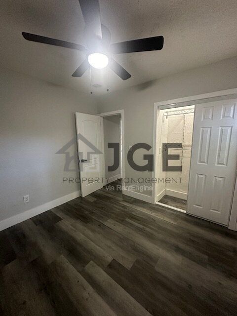 Building Photo - 2154 NE 168th St