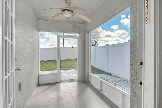 Building Photo - 1092 Zion Dr