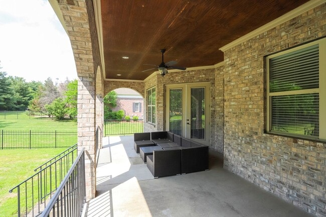 Building Photo - Available Now!